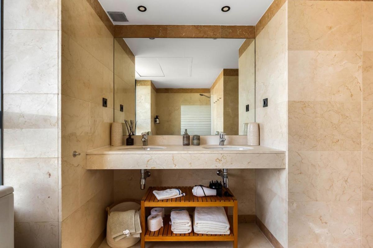 Penthouse Duplex with TOP Views! - 3