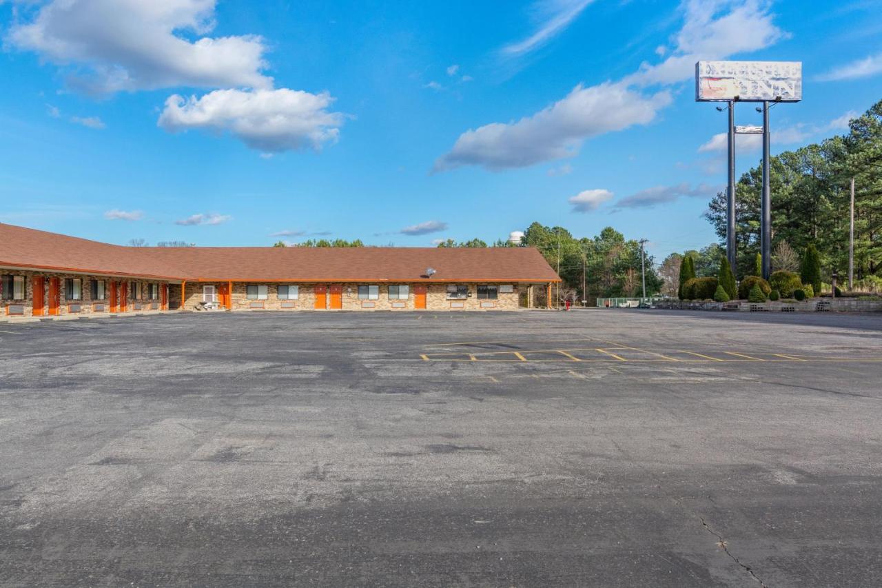 Your Host Motel — photo 16