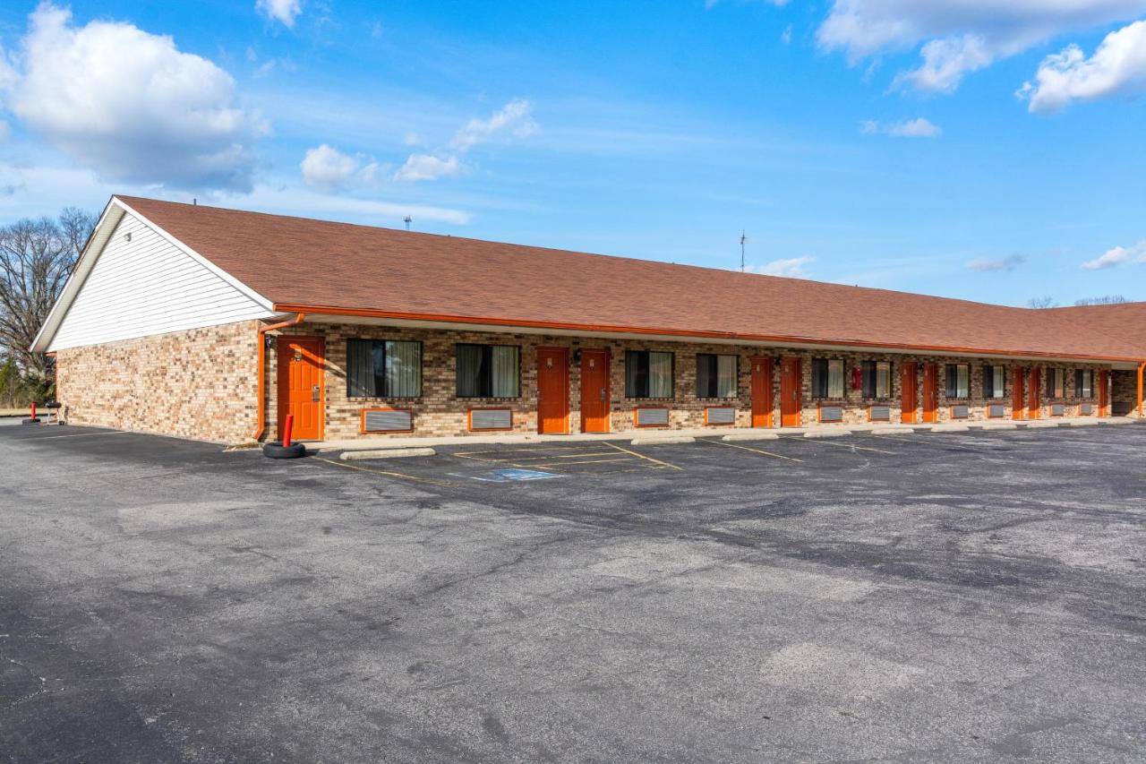 Your Host Motel — photo 1