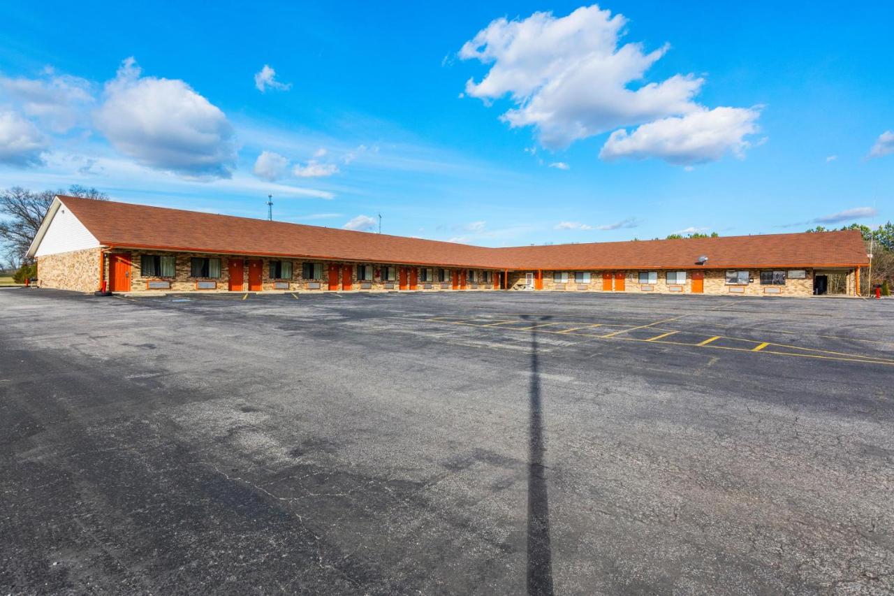 Your Host Motel — photo 11