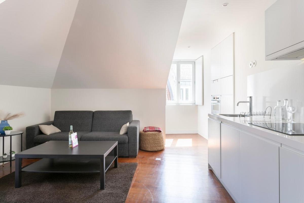 Central Spacious Apartment in Lisbon - 3