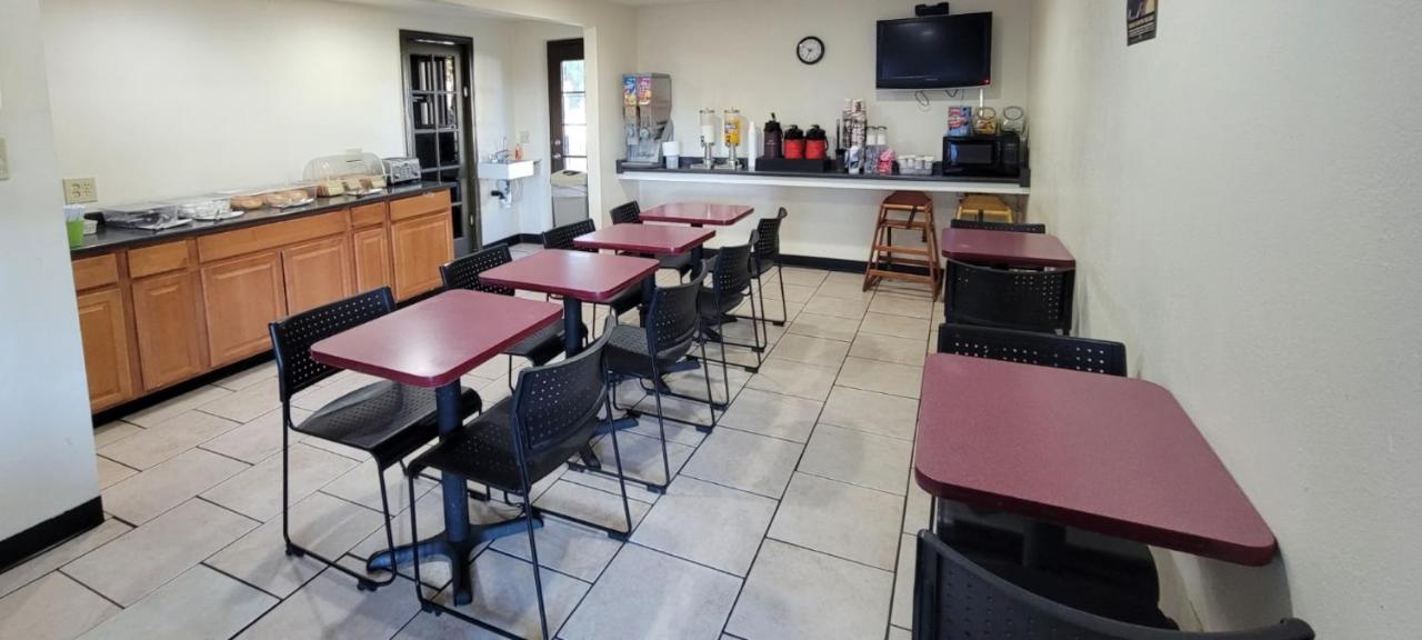 Americas Best Value Inn Grand Junction — photo 4
