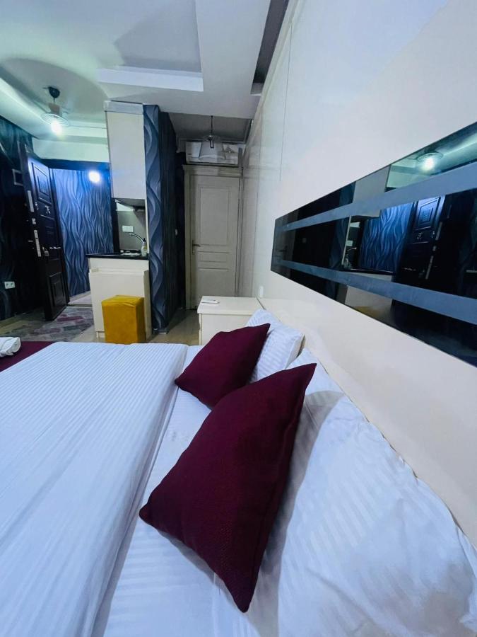 Taksim Gold House Hotel - 4