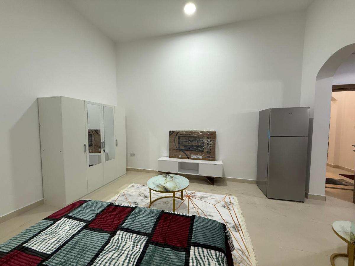 Furnished studioMohammed bin zayed city zone 17 - 4