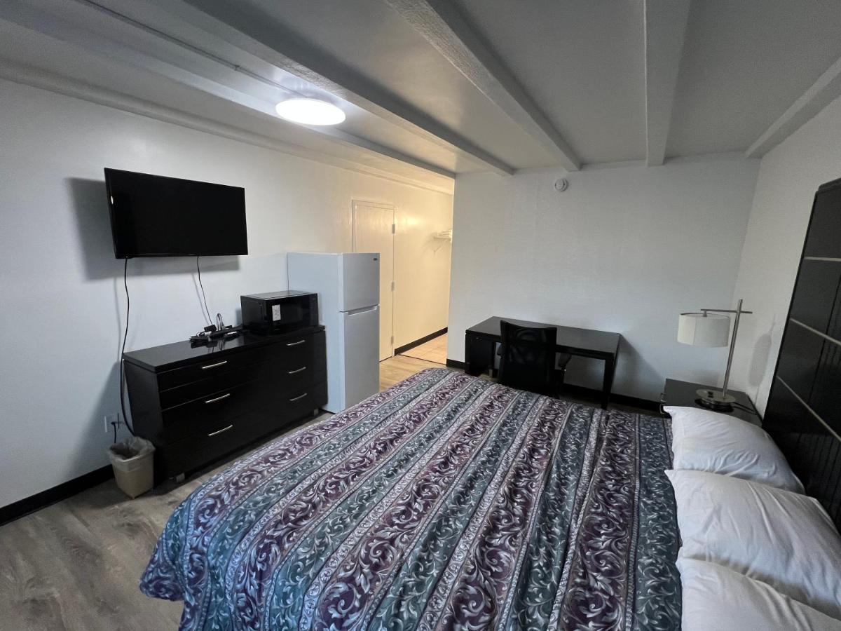 Economy Inn Daily & Weekly Rates — photo 7