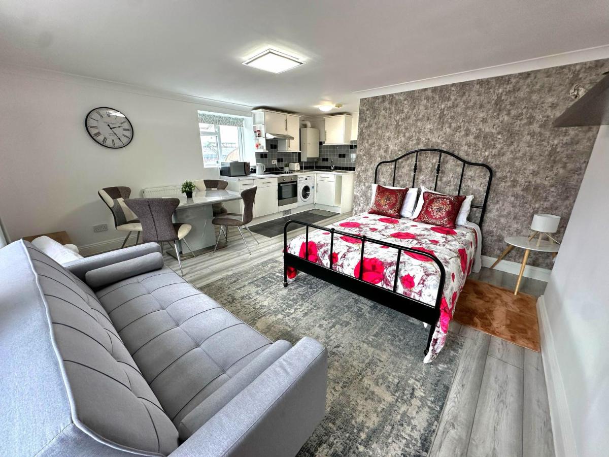 Studio Paris Double Room - 4