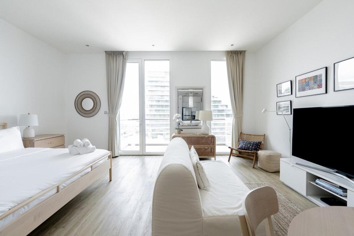 Stylish Studio in Al Barza hosted by Voyage - 5