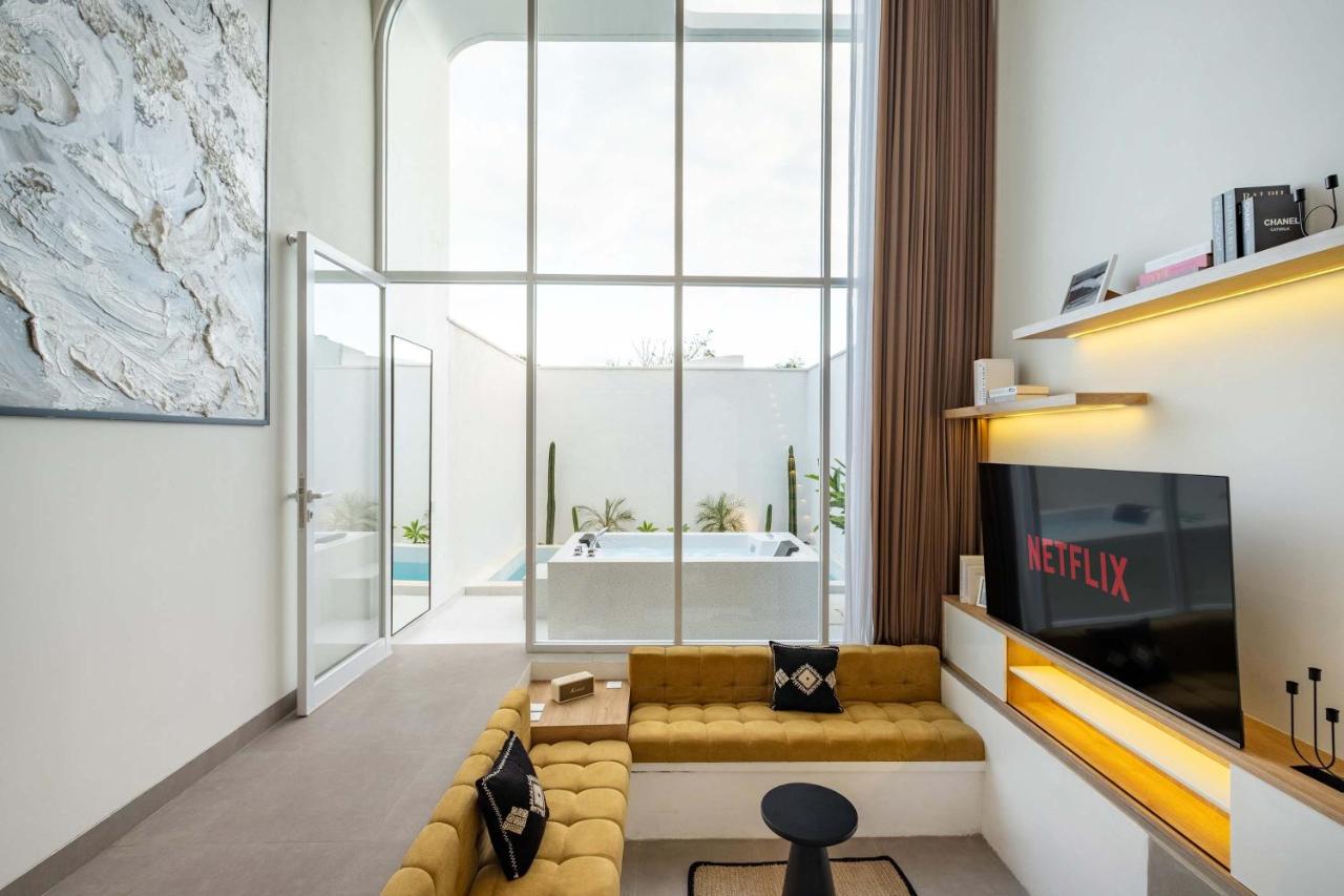 NEW - Stylish 1BR Villa with Cinema in Pandawa