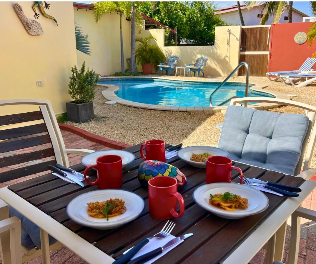 Bubali Gardens - Eagle Beach's Oasis - 5