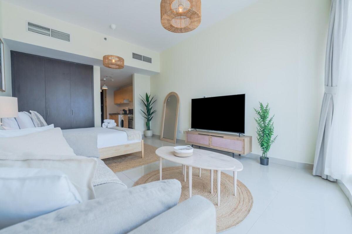 Studio in Sigma 1 Tower by Voyage - 5