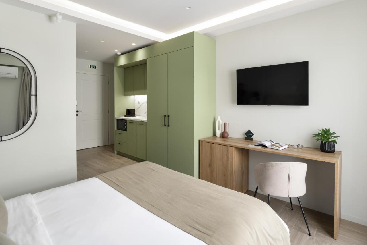 ASTIKON Xenofontos Suites - 5