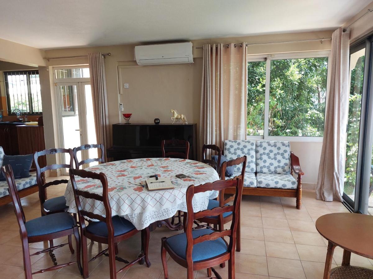 Villa pied dans l'eau Pointe aux Piments - 4