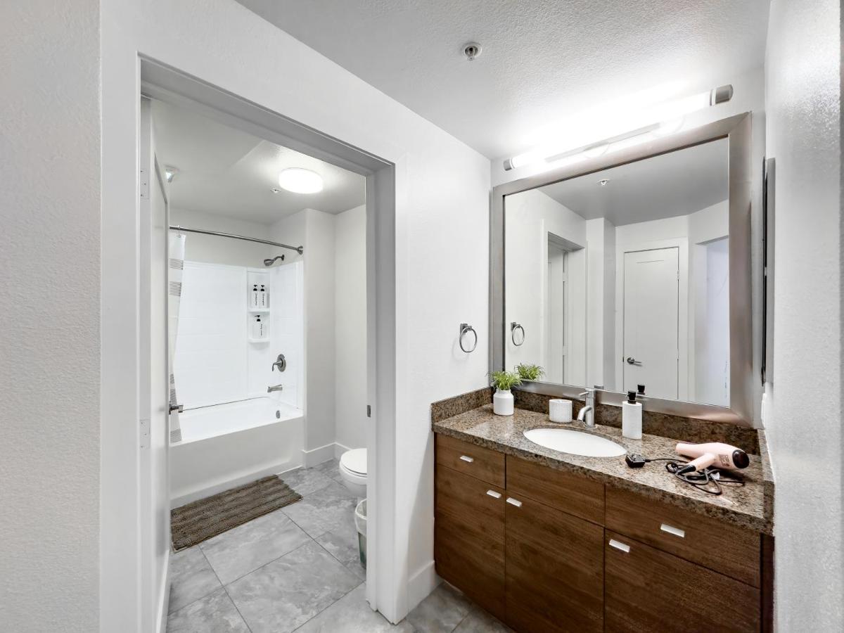 Stylish 1bd in Marina Del Rey with Free Parking - 3