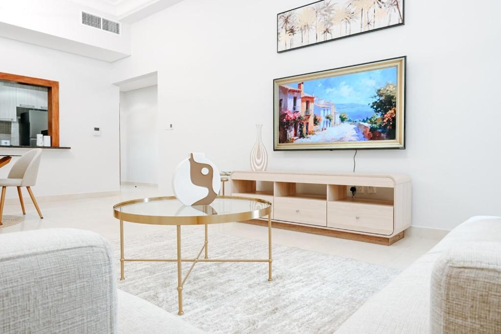 Spacious 2BR in Ansam Yas Island Views Sleeps 7 - 5