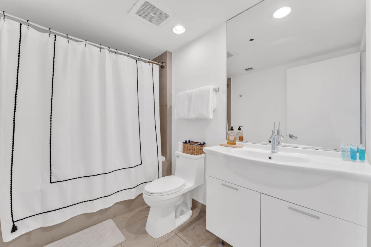 Luxury Unit W Residences Brickell - 3