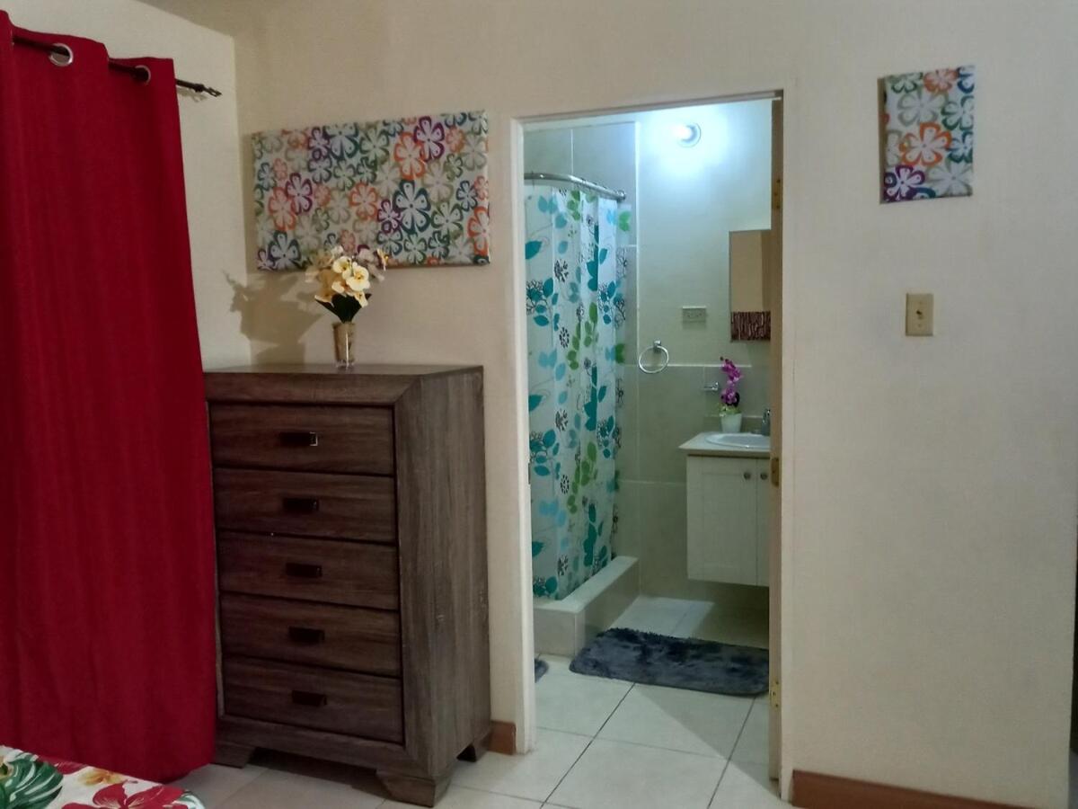 Dream stay at Premier's in Montego West Village - 3