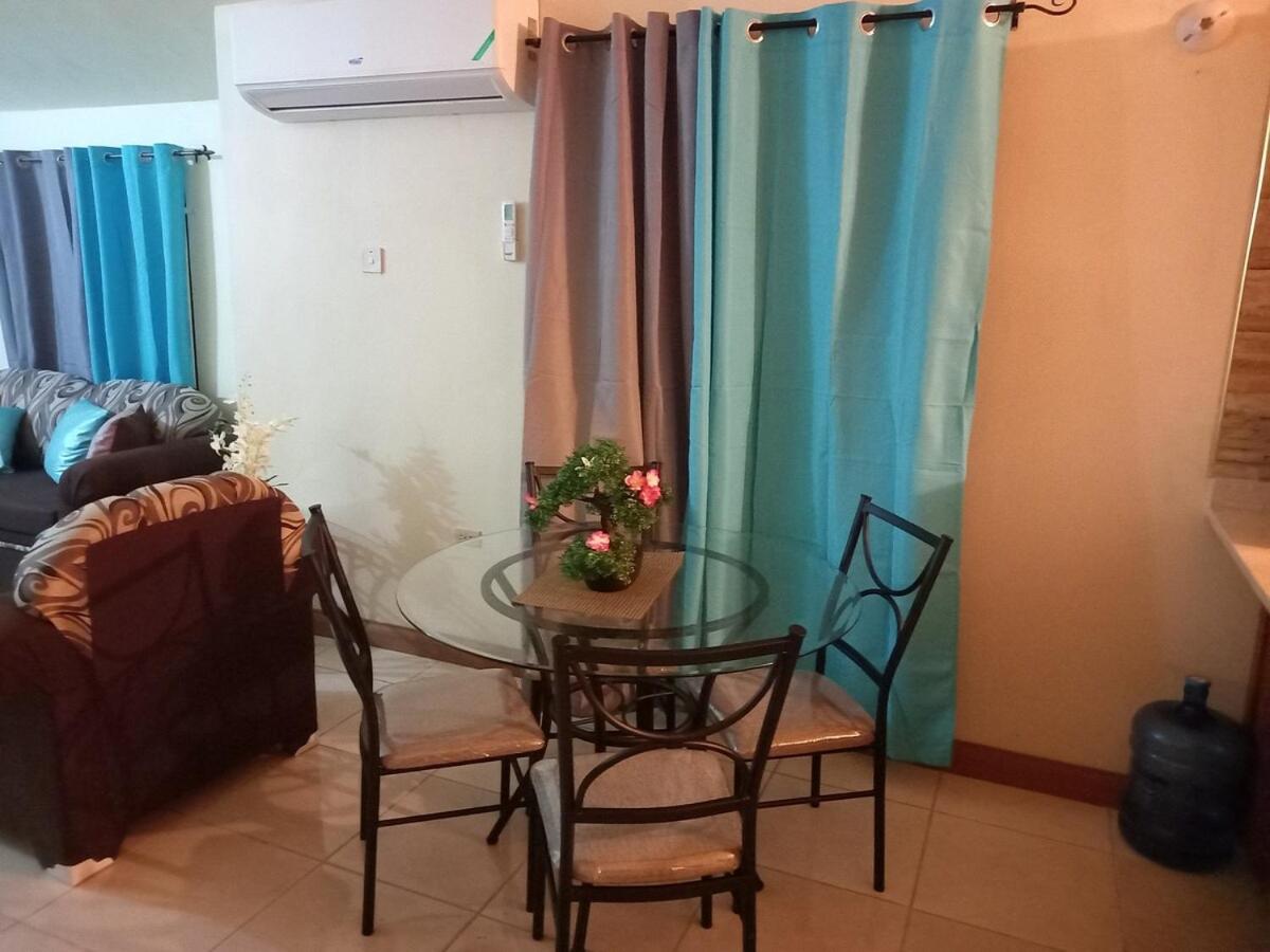 Dream stay at Premier's in Montego West Village - 4