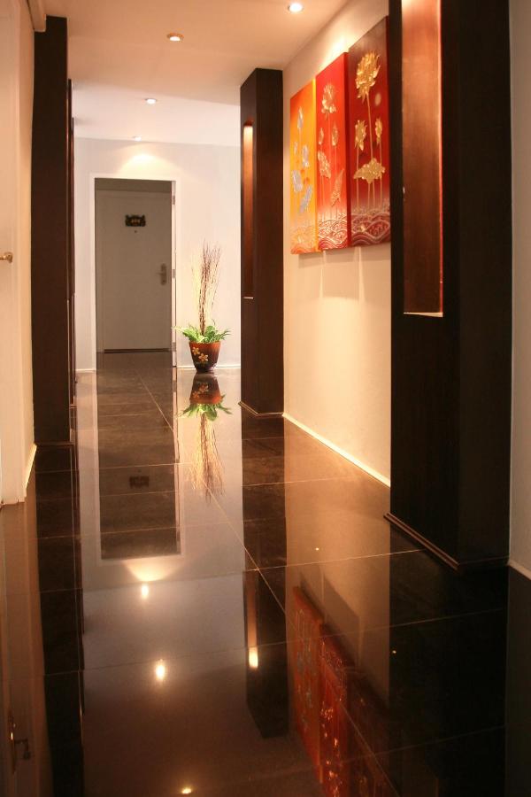 Mirth Sathorn Hotel - 2