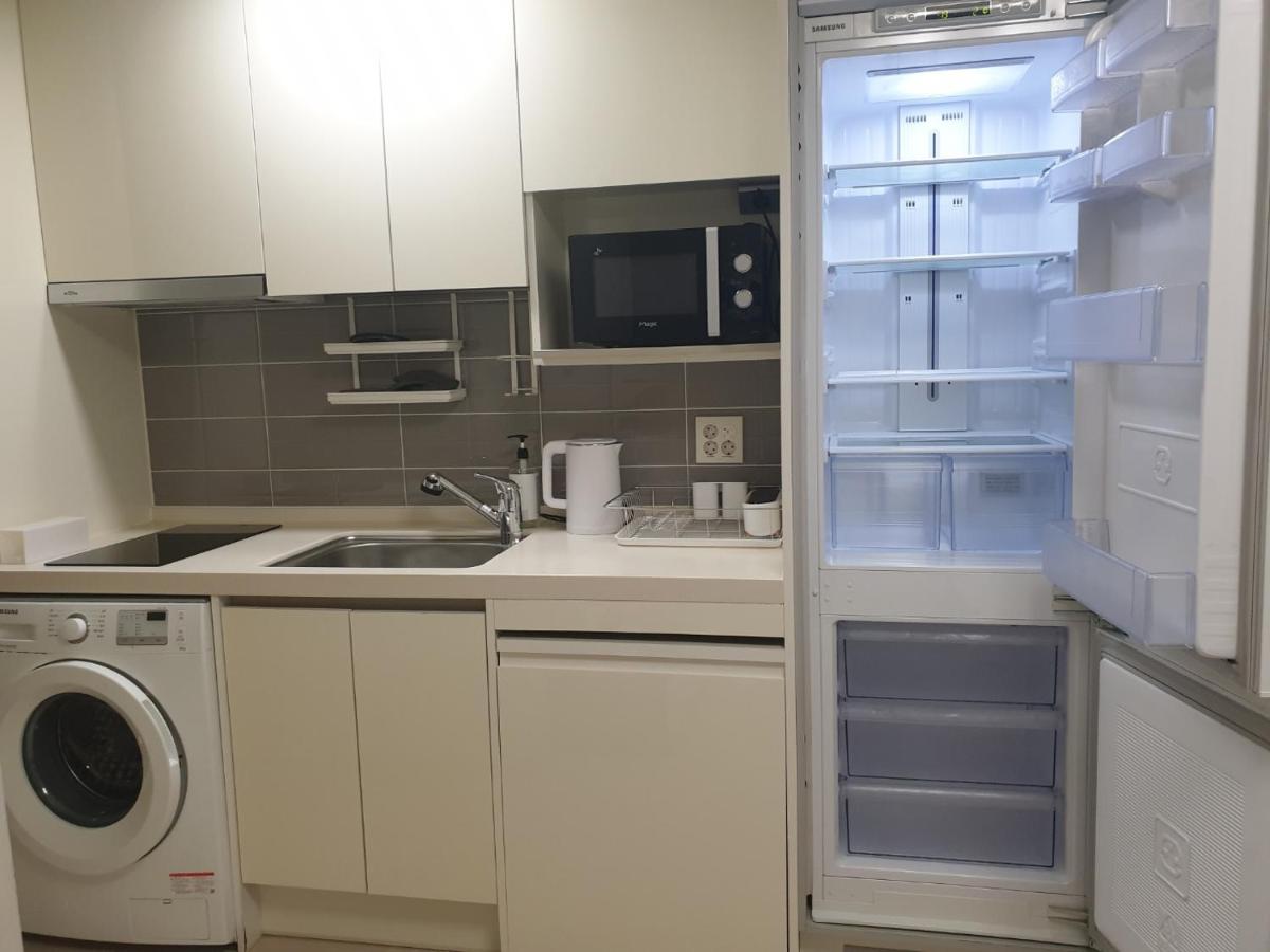 3415#Gangnam Urban Vogue Suites #Top-rated Unit # All-New Furniture & Peaceful Vibe# Sinnonhyeon 1min - 3