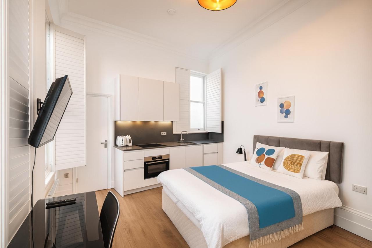 Kensington Studios - 4