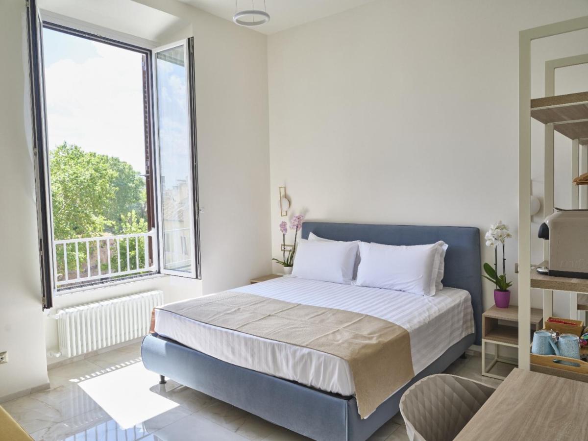 King Vittorio Guest House