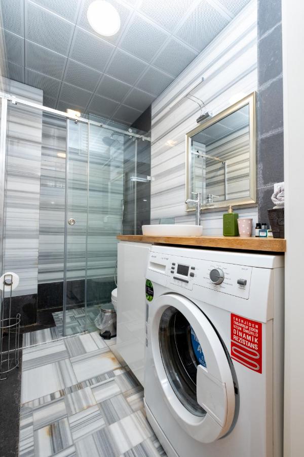 Entire Building for Large Groups and Families w Elevator and 5 Bathrooms - 5