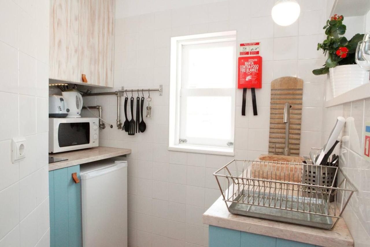 Alfama Tejo river and sight - 4