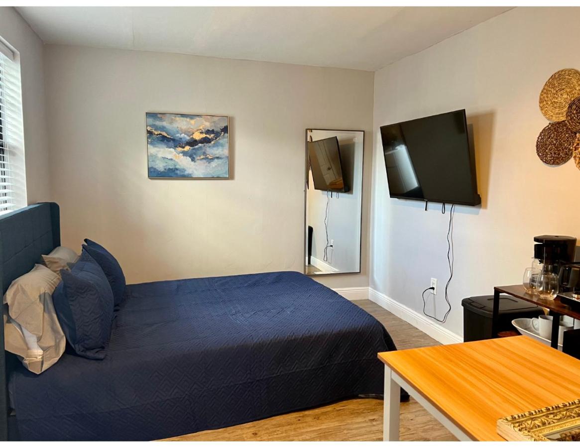 Studios & Coral Gable, close to downtown and airport - 5