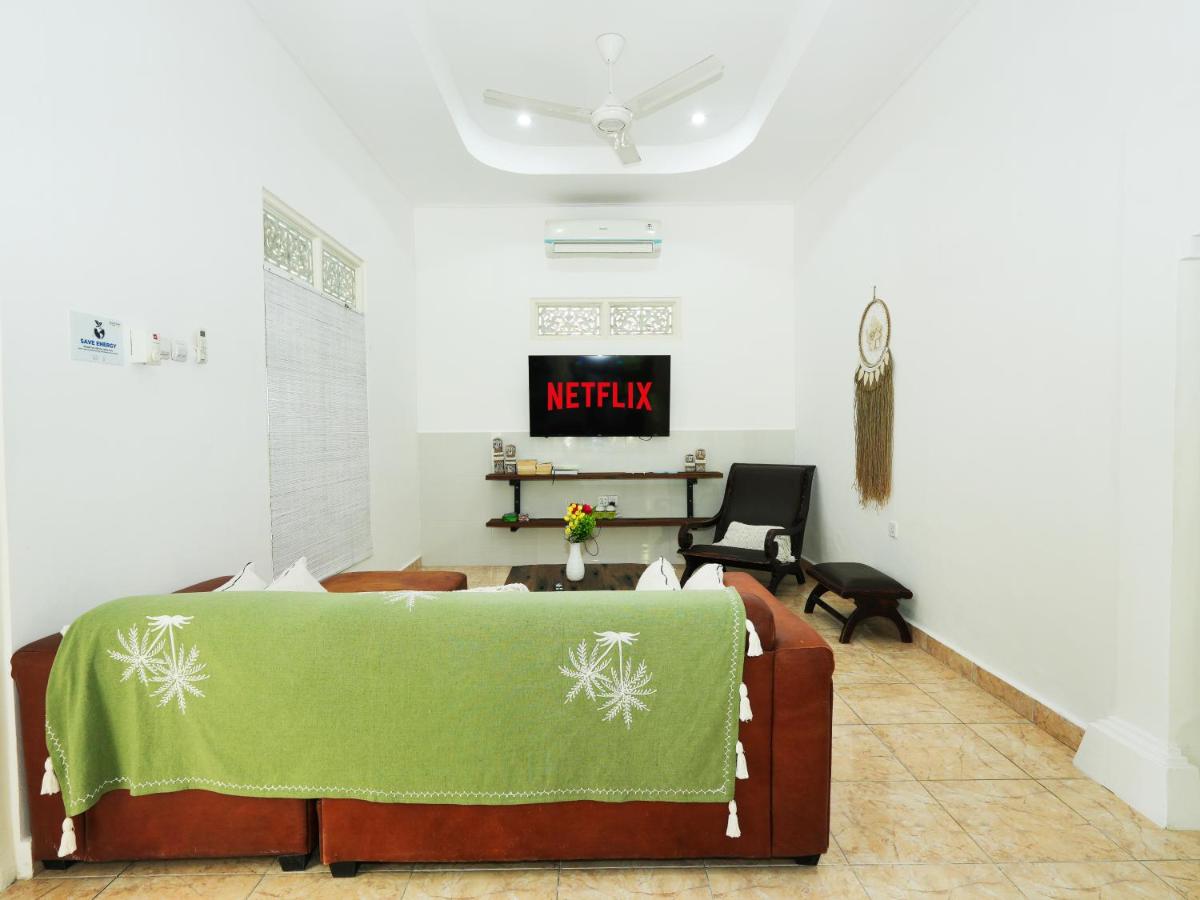 Whitehouse Villa 2 Bedroom Seminyak - 4