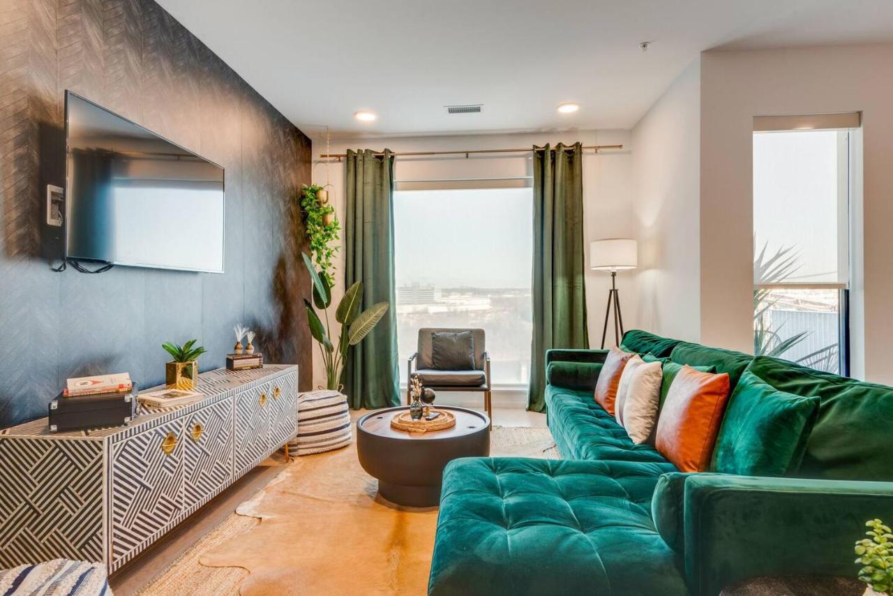 Luxury 2-bd, 2-bth Downtown Riverfront, Park Free - 5