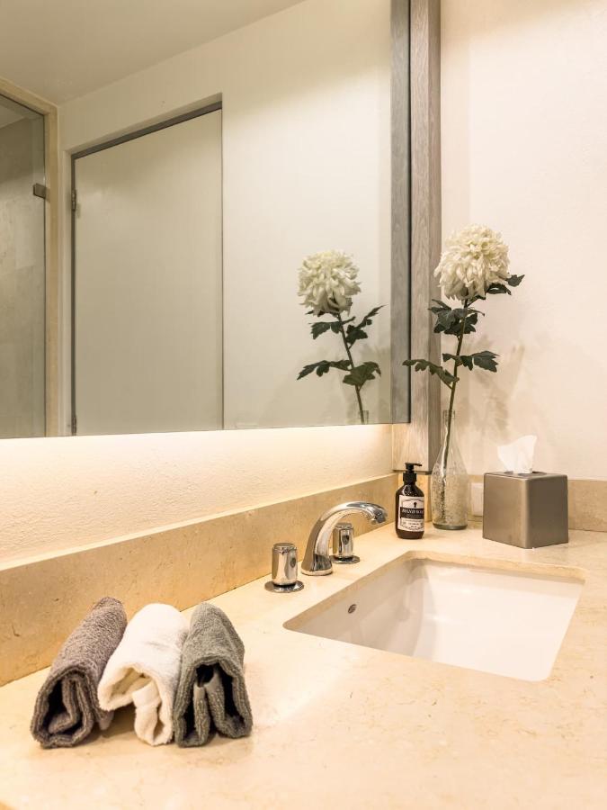 Insurgentes Area APT Balcony, Outdoor Lounge - 3