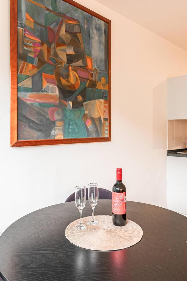 Insurgentes Area APT Balcony, Outdoor Lounge - 2