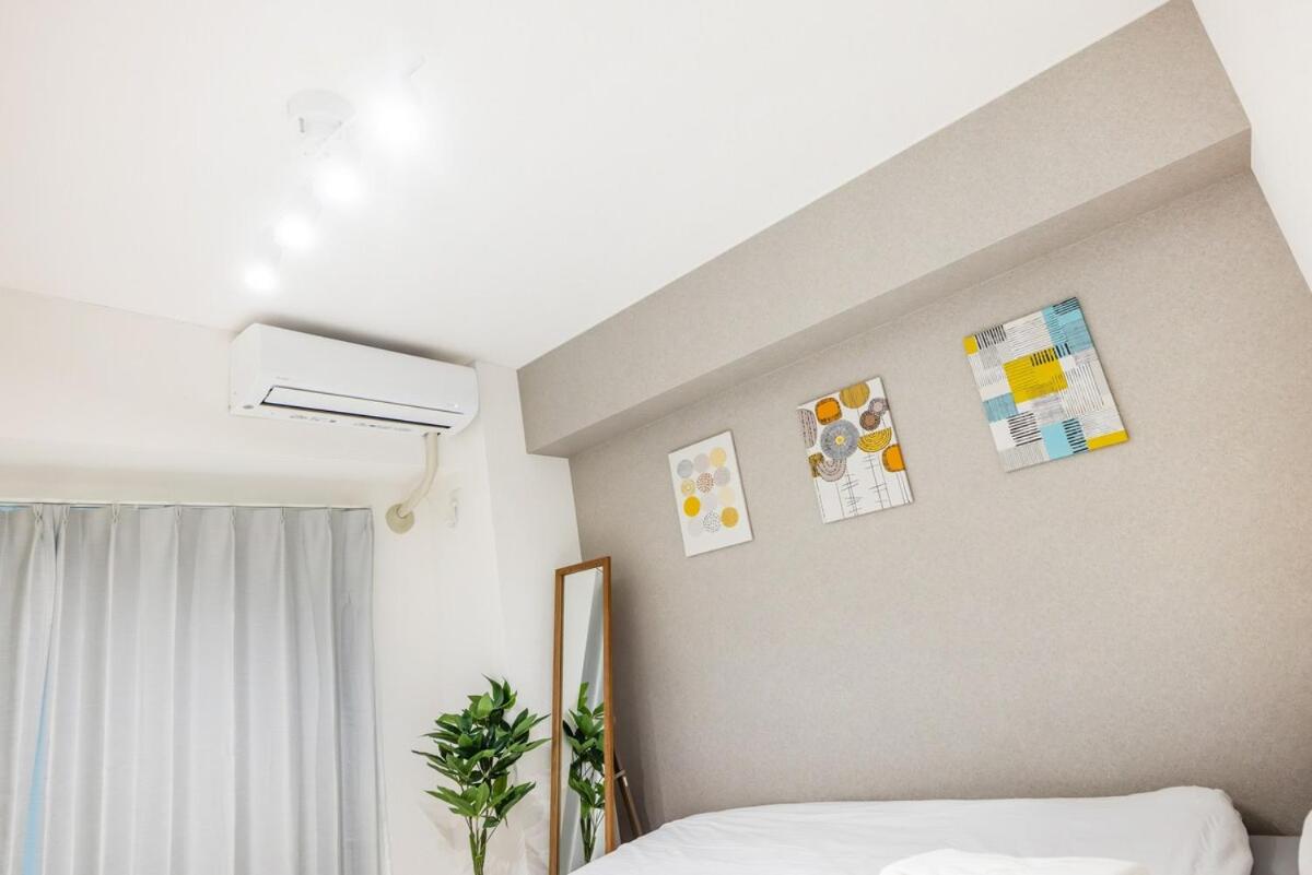 Ikebukuro 8 min walk, Kanamecho 6 min walk, 25sqm room, 2 guests, Direct access to Shinjuku, Shibuya, Tokyo, Ueno, 1 double bed - 4