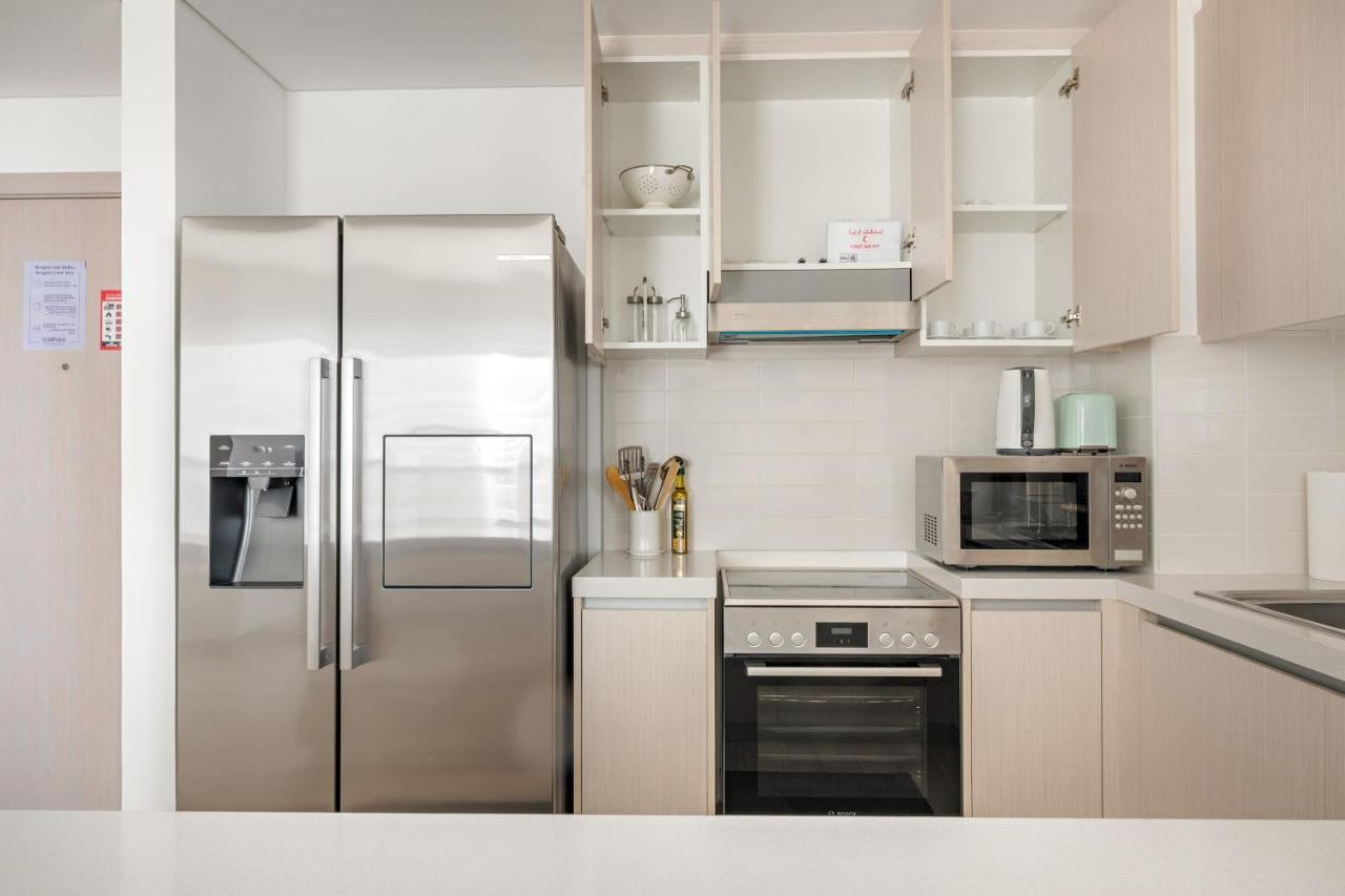 Silkhaus Vacation Homes Canal view 3BDR with Maid Room Near Ferrari World - 5