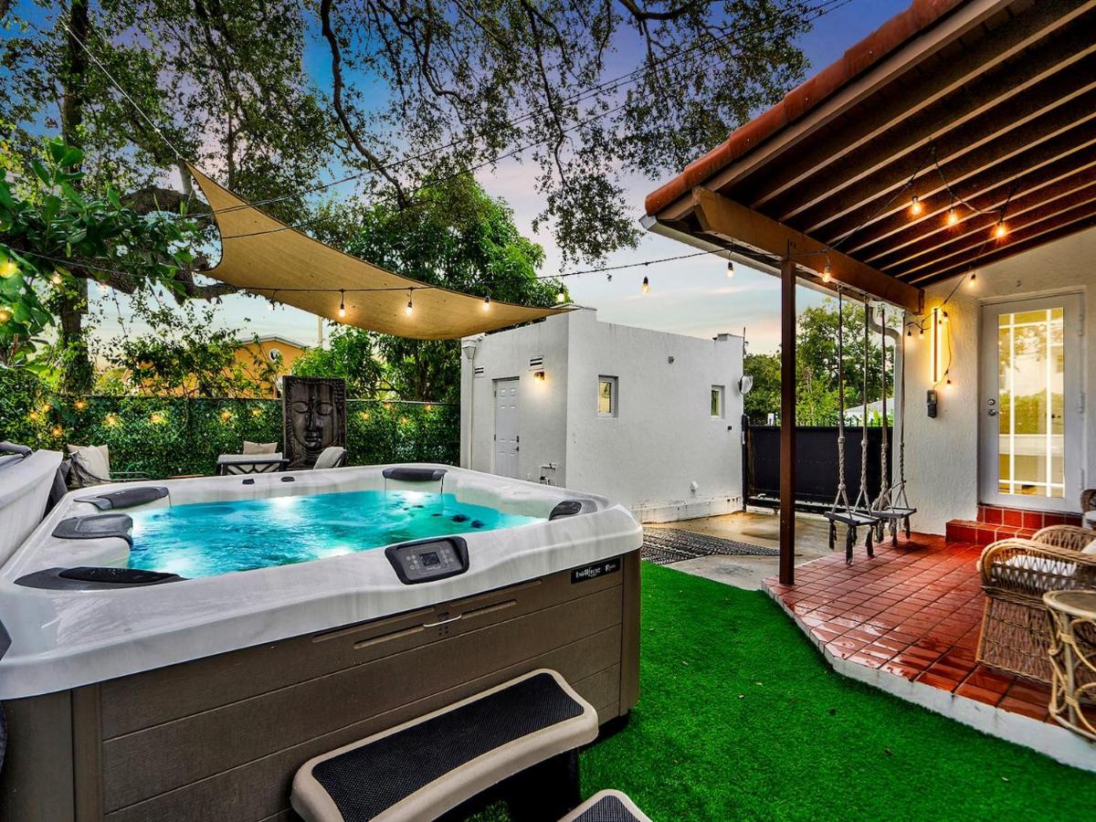 Casa Verde Design District 5BR Hot Tub - 5