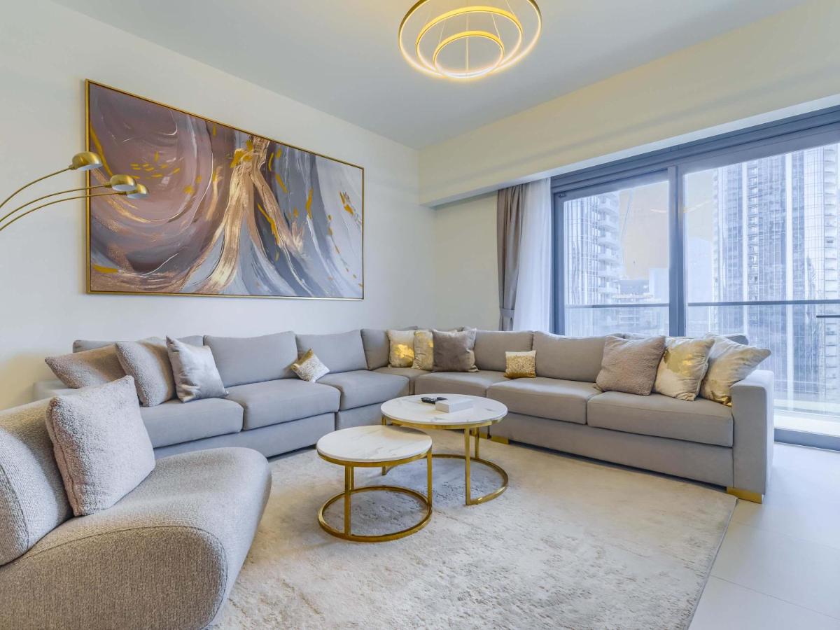 TRPS - Act One Act Two Towers, Downtown Dubai, Iconic 3BR plus Maids - with Burj Khalifa Views - Near Dubai Mall - 3