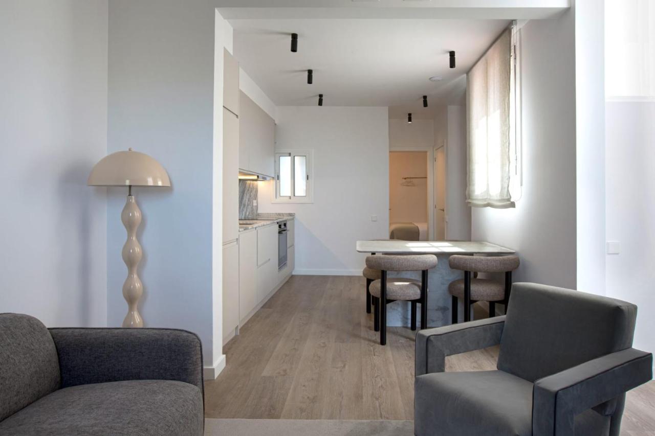 The Diagonal Suites Atic by Sweett - 4