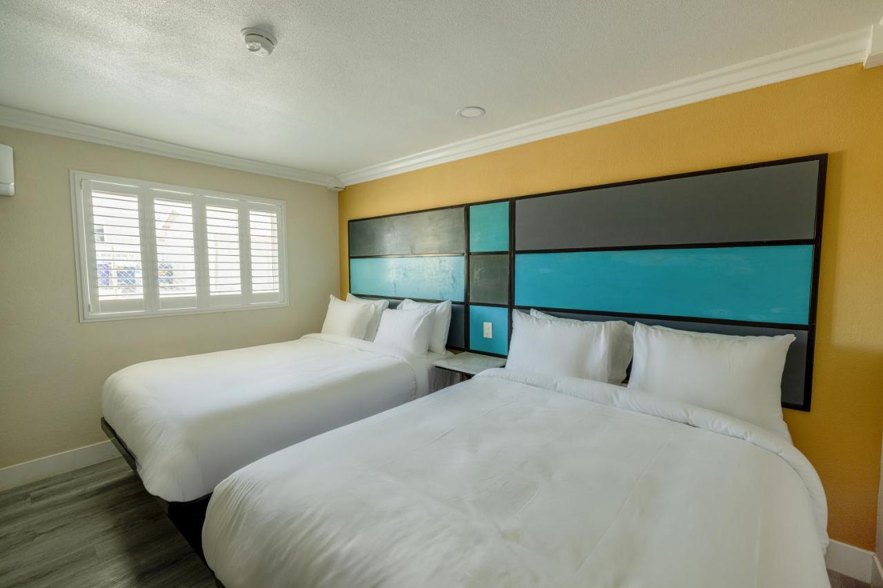 Hotel Avenida - Victorville, Hesperia, Apple valley — photo 18