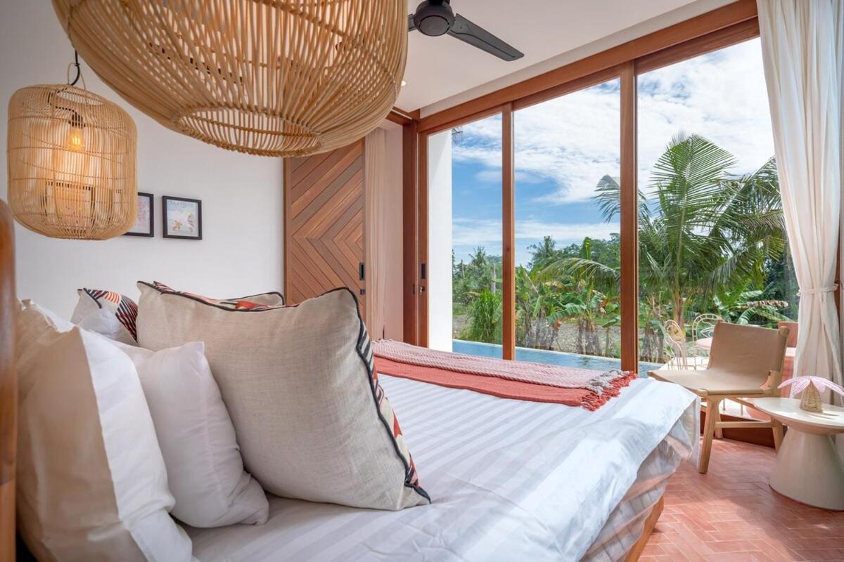 Villa Localita Rosa - Hidden Gem 3BR Designer Villa Infinity Pool Views - 2