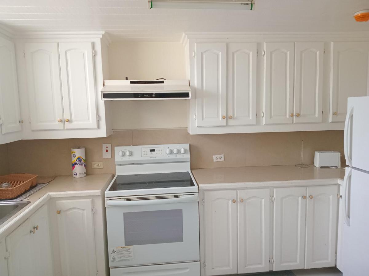Alleyne Apartments - 5