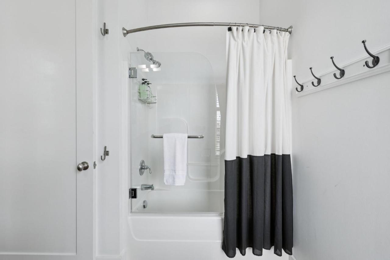 Fabulous NashVegas Loft Retreat near Vandy off West End Mins to Broadway - 3