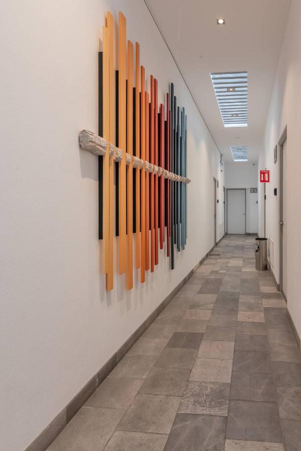 Private Balcony Rooftop Lounge Free Parking - 3