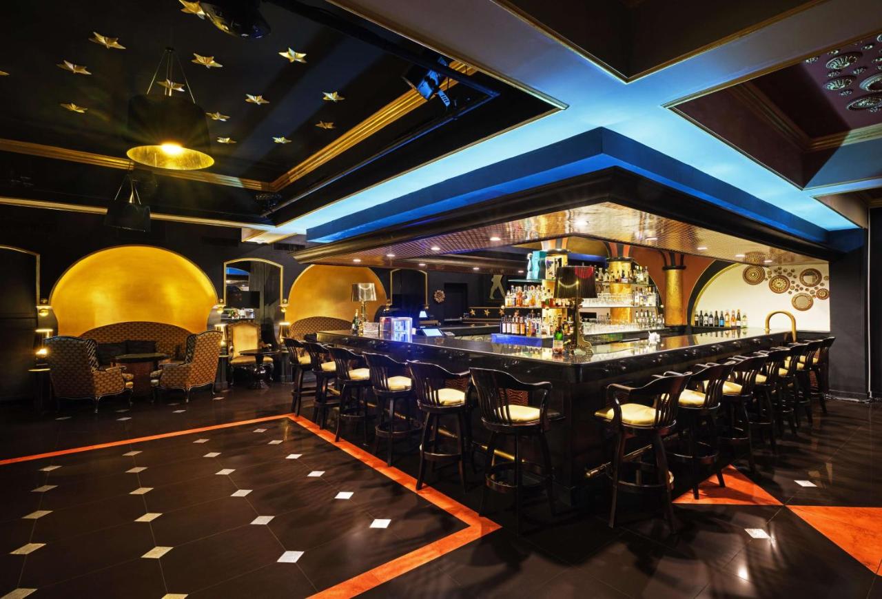 Terra Nova, BW Premier Collection - 5