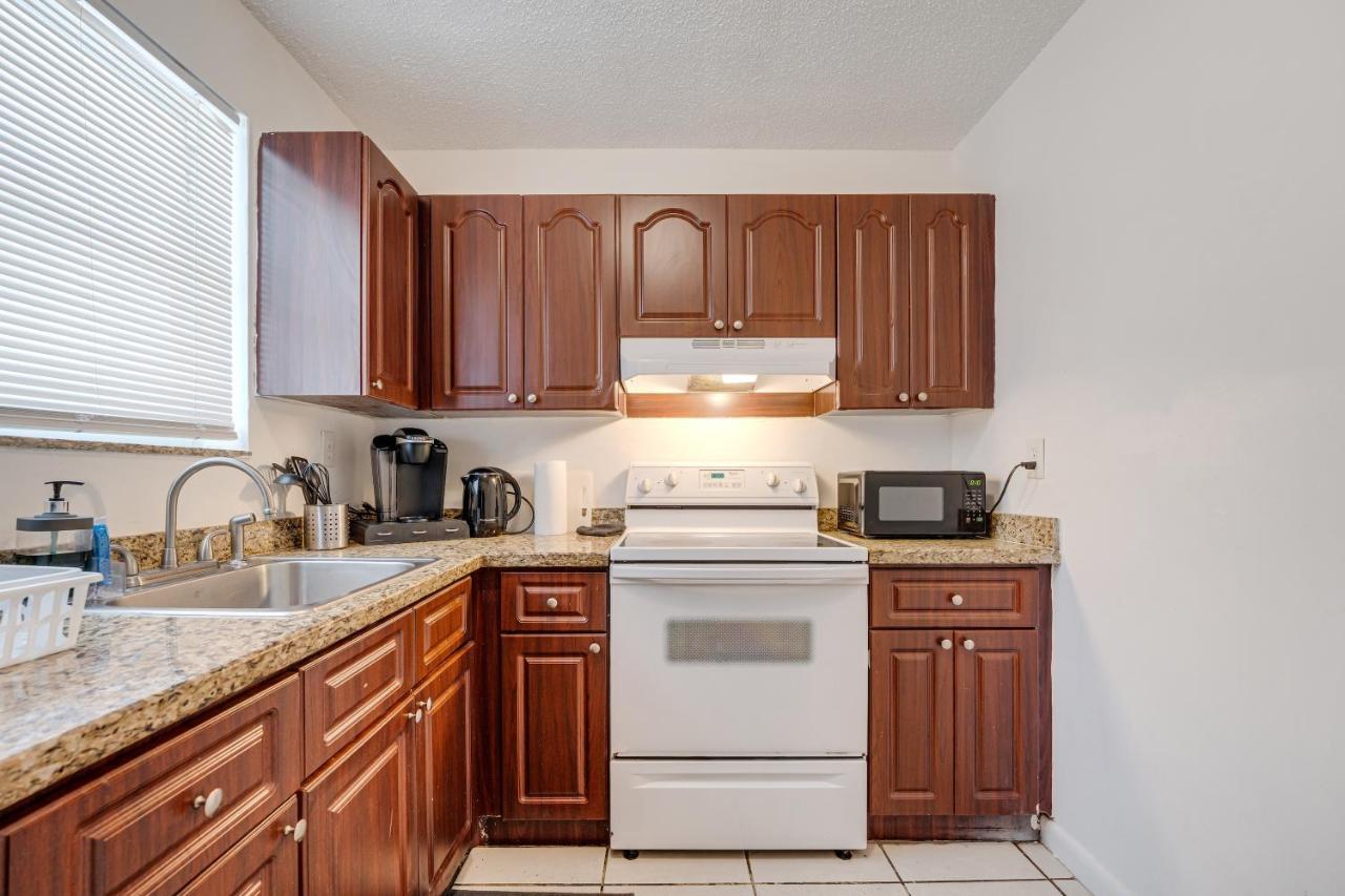 Trendy 2BR Little Havana Apartment - 4