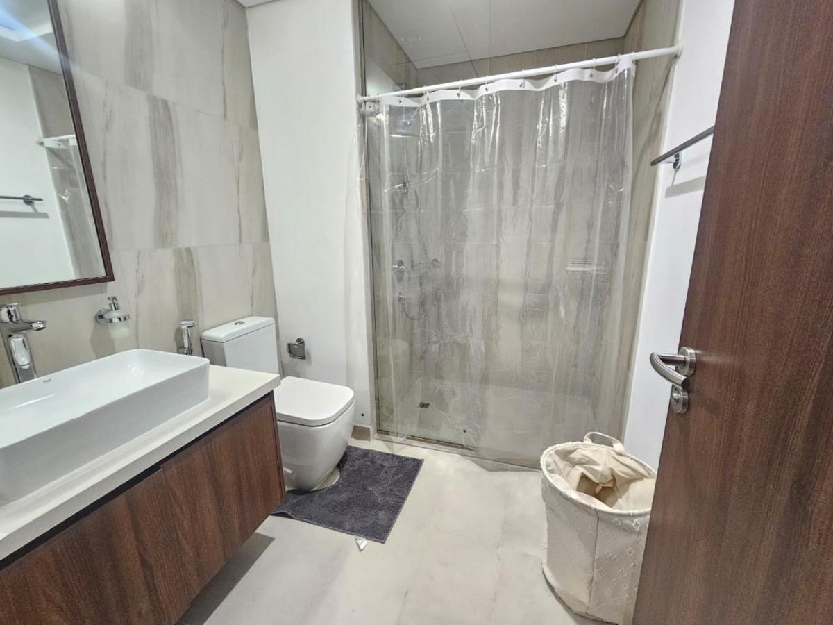 Reflection Tower B - 3