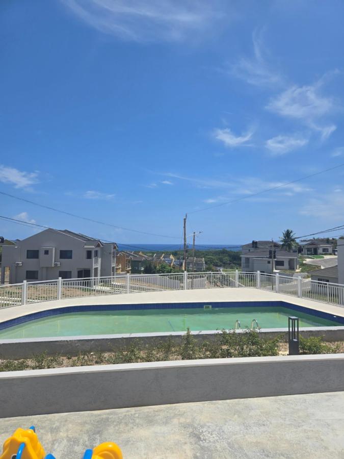 Runaway Retreat JA - 4