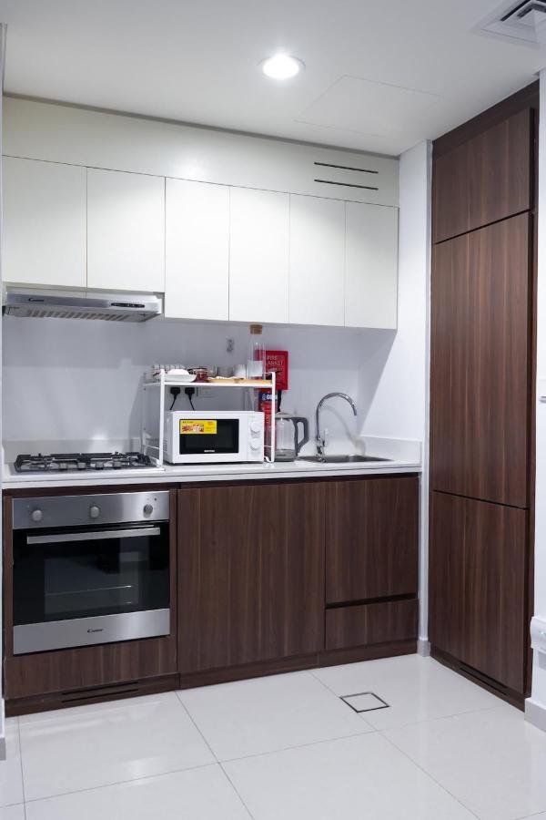 Cozy Burj Khalifa View Retreat - 4