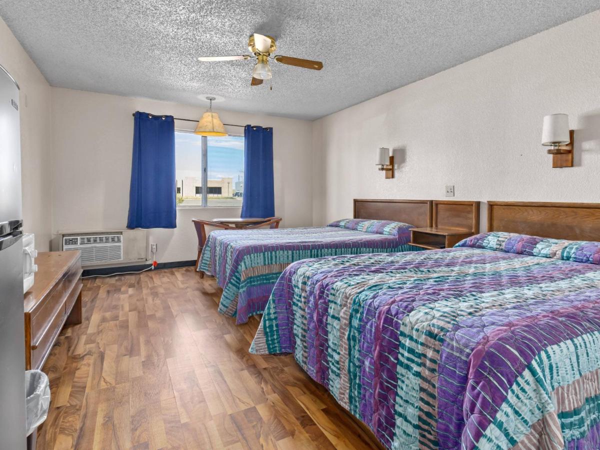 Luxury Inn — photo 6