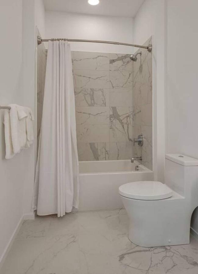 Boutique Condo on Nashville's Riverfront- EVE #402 - 4