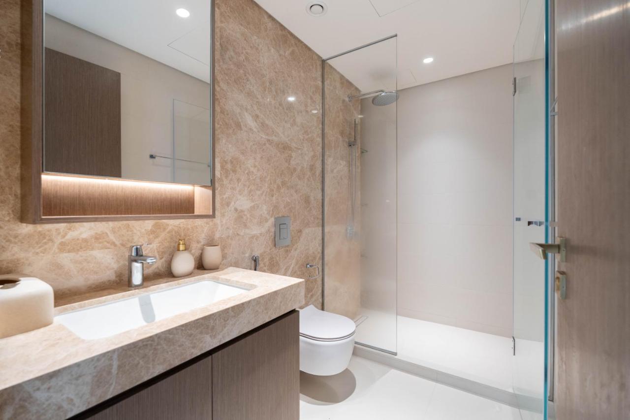 KeyRock - Sea View Stay with Pool Access - 5